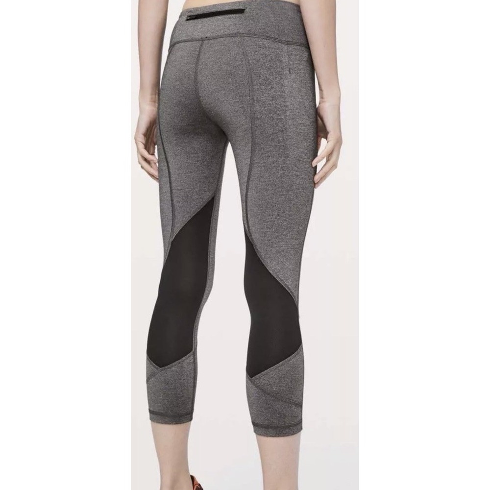 Lululemon Pace Rival cropped gray‎ leggings w/back zip pocket Size 6 EC W6ACIS